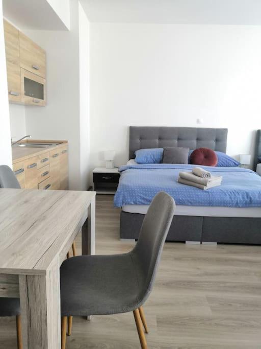 شقة Apartman Praha المظهر الخارجي الصورة
